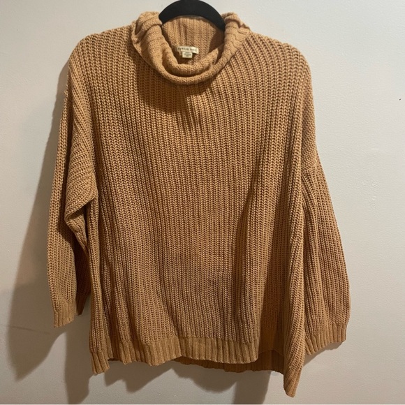 American Eagle Oversized Knit Camel Sweater Women’s Medium Cotton Blend - Picture 1 of 8
